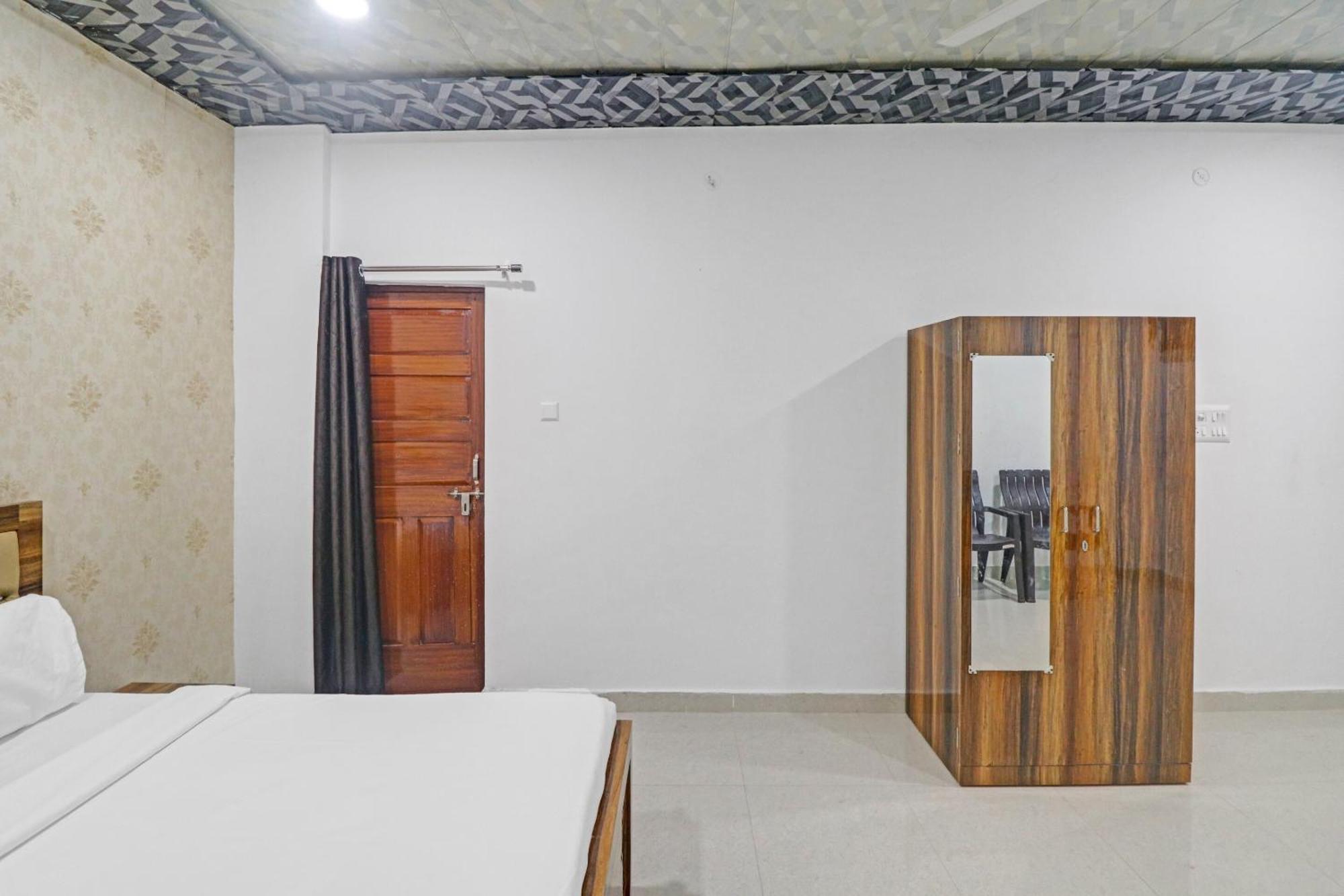 Hotel O Paras Palace Κανπούρ Εξωτερικό φωτογραφία